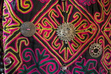 Load image into Gallery viewer, Indus Kohistan Embroidered Tunic