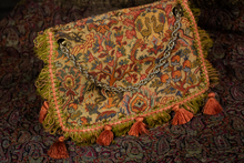 Load image into Gallery viewer, Tapestry Handbag with Chain