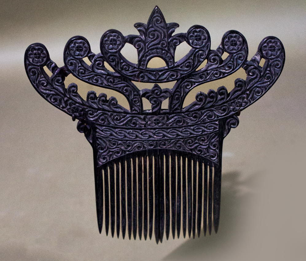 Sumatran Wood Comb