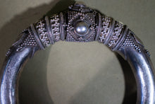 Load image into Gallery viewer, South Indian Granulated Silver Bangle from Tamil Nadu