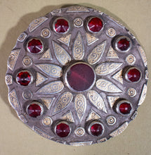 Load image into Gallery viewer, Yomud Turkoman Guljaka Ornaments