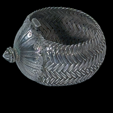 Load image into Gallery viewer, Monumental Silver Woven Indian Cuff