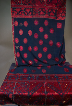Load image into Gallery viewer, Phulkari Swat Shawl