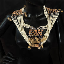 Load image into Gallery viewer, Tafuli ae Bride Wealth Antique Necklace Soloman Island
