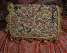 Load image into Gallery viewer, Tapestry Handbag with Chain