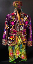 Load image into Gallery viewer, Uzbekistan Embroidery Velvet Jacket