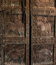 Load image into Gallery viewer, Pair of Carved Doors Baastar People India