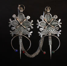 Load image into Gallery viewer, Fibula Collection from Morocco