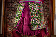 Load image into Gallery viewer, Heavily embroidered front panels of kanjari jacket. Lohana, Pallari or Burfati group, Thano Bula Khan, Dadu