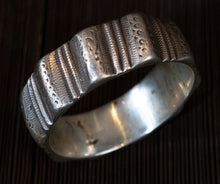 Load image into Gallery viewer, Moroccan Solid Silver Spiral Design Bangle Collection