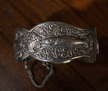 Load image into Gallery viewer, Fish and Hand Bangle Collection from Morocco