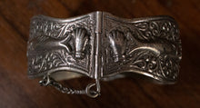 Load image into Gallery viewer, Fish and Hand Bangle Collection from Morocco