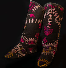 Load image into Gallery viewer, Leather Vintage Suzani Boots from Afghanistan