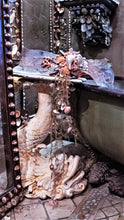 Load image into Gallery viewer, Custom Rocaille Grotto Wings