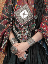 Load image into Gallery viewer, Turkoman Gonzuk pendant on model.
