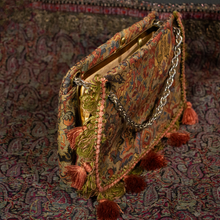 Load image into Gallery viewer, Tapestry Handbag with Chain
