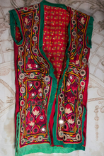 Load image into Gallery viewer, Traditional Embroidered Blouse Sangar region  Sindh Province
