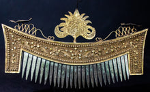 Load image into Gallery viewer, Gilded Filigree and Granulated Silver Comb from Sumatra
