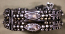 Load image into Gallery viewer, Mauritanian Bangle

