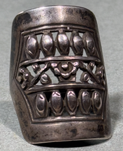 Load image into Gallery viewer, Chinese Silver Ring Collection
