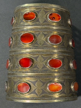 Load image into Gallery viewer, Teke Turkoman Four Band Cuff
