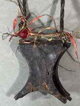 Load image into Gallery viewer, Tuareg Antique Talisman in Leather
