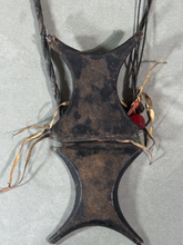 Load image into Gallery viewer, Tuareg Antique Talisman in Leather
