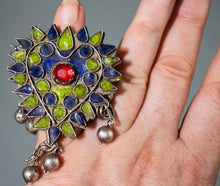 Load image into Gallery viewer, Enamel heart ring from Himachal Pradesh
