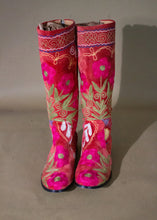 Load image into Gallery viewer, Suede embroidery Vintage Boots
