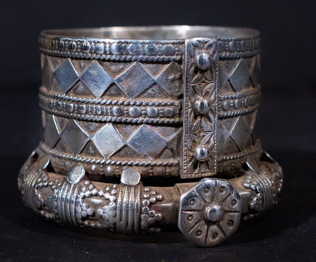 Silver Indian Cuff from Rajasthan .