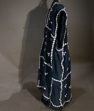 Load image into Gallery viewer, Dogon Indigo and Cowrie Tunic
