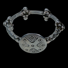 Load image into Gallery viewer, Yemen Antique Silver Hadramawt Bangle Collection
