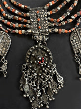 Load image into Gallery viewer, Granulation detail in Silver and Coral Lazem Necklace from Yemen
