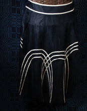 Load image into Gallery viewer, Ann Klein Indigo  skirt with White Piping
