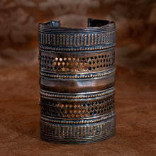 Load image into Gallery viewer, Rare Antique Copper Cuff from Afghanistan

