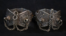 Load image into Gallery viewer, Pair of Anklets with Engraved Design from Meknes, Morocco
