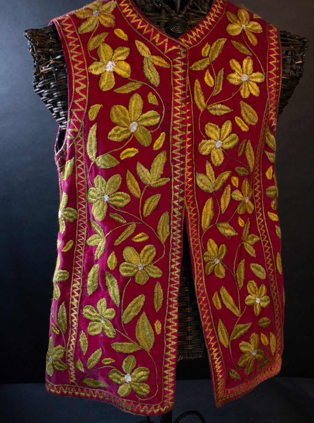60's Embroidered Fuchsia Vest with Green Flowers